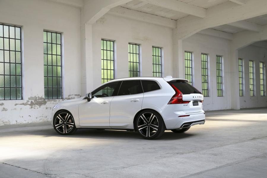  Volvo XC60 D5 by Heico Sportiv 2017 года  (фото 3 из 4)